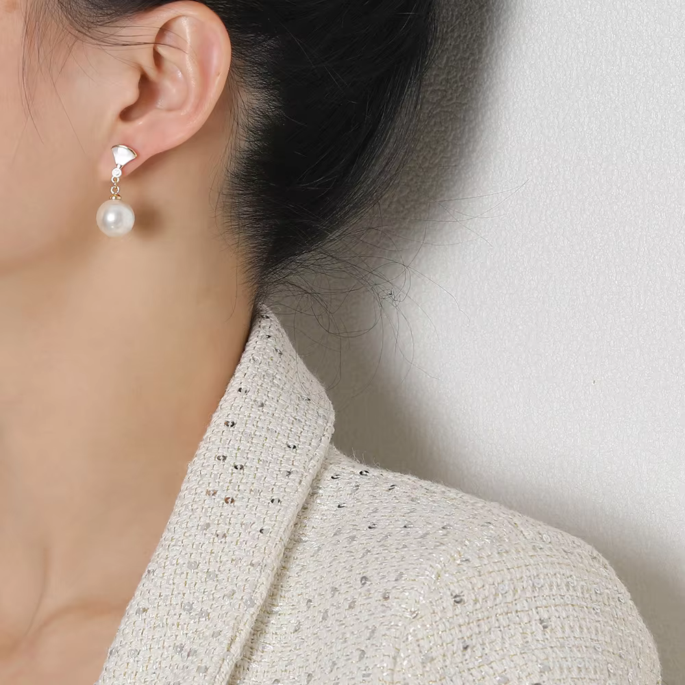 RETRO SILVER PEARL EARRINGS | ELEGANT CLASSIC GLAMOUR