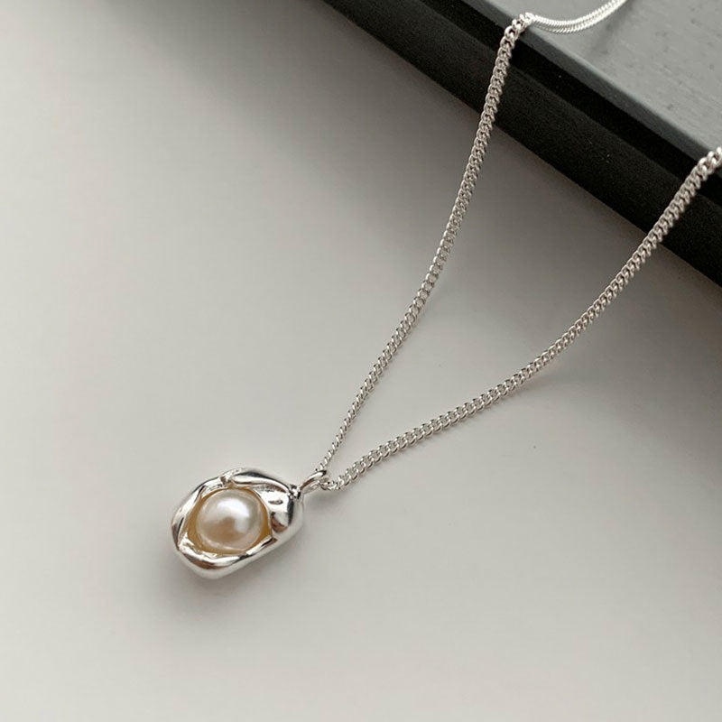 VINTAGE GEOMETRIC BEAD NECKLACE | UNIQUE STYLE, HANDMADE, ELEGANT