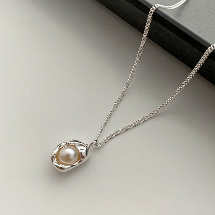 VINTAGE GEOMETRIC BEAD NECKLACE | UNIQUE STYLE, HANDMADE, ELEGANT